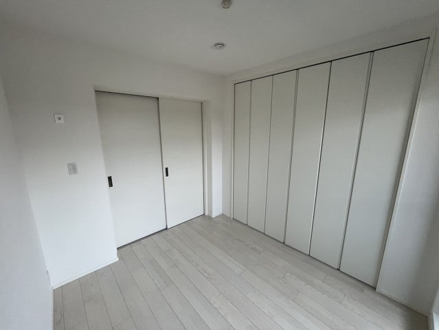 REGIES近大SouthⅠの洋室