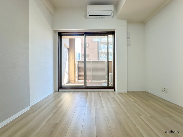 CITY SPIRE桜川I　仲介手数料無料の居間・リビング