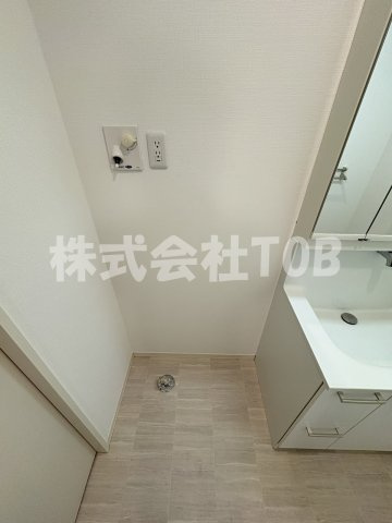 【その他】 | ガーデンハウス三鷹 | 1F　洗濯機置き場
