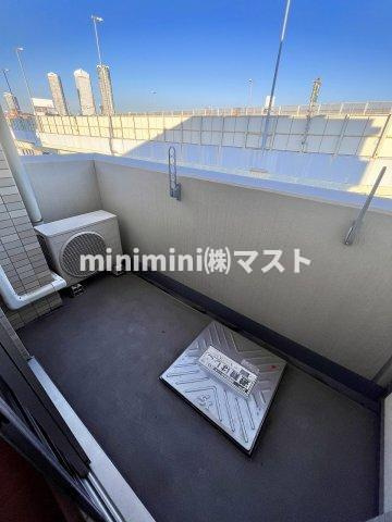 エイペックスみなとセントラルアベニューのバルコニー