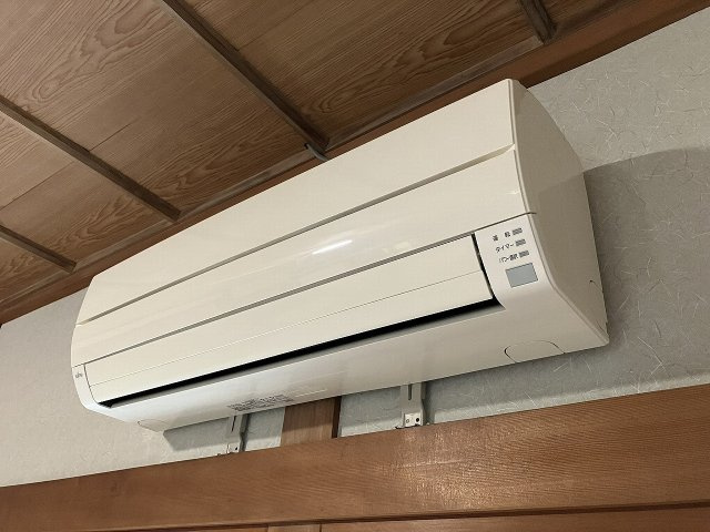 【冷暖房・空調設備】 | 福井市足羽2丁目中古戸建　