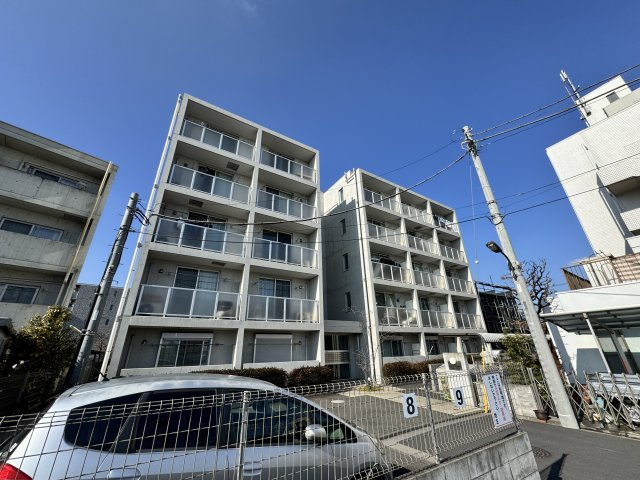 ラフェリオ武蔵砂川