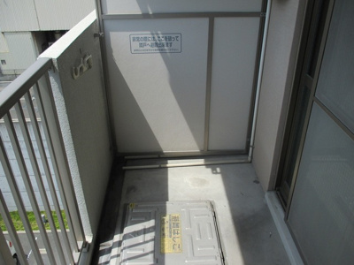 【バルコニー】 | アミスタ菅原 | バルコニーです