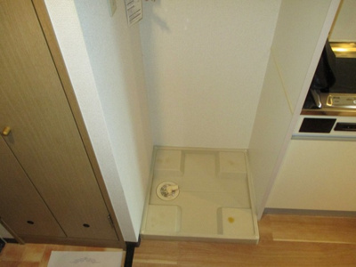 【展望】 | アミスタ菅原 | 室内洗濯機置き場です