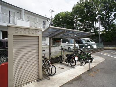 【その他共用部分】 | カーサフェリーチェ | 屋根付きの駐輪場があります♪
