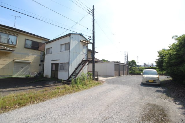 日高市旭ヶ丘　建築条件なし売地　JR川越線『武蔵高萩駅』徒歩30分　の前面道路含む現地写真