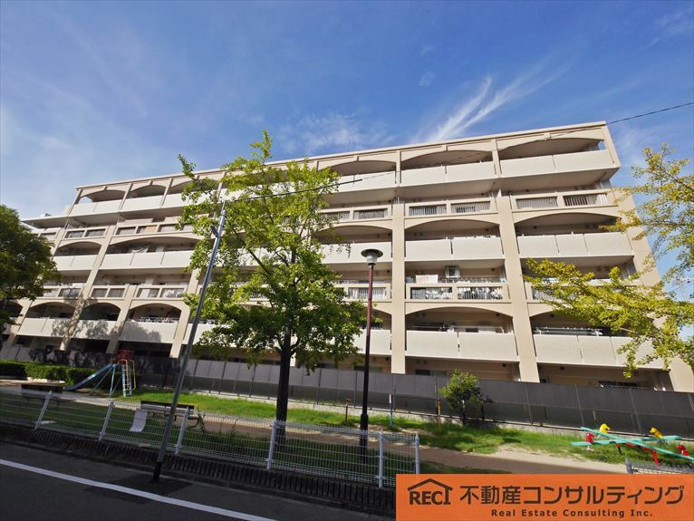 シャルマンフジエミュゼ甲子園