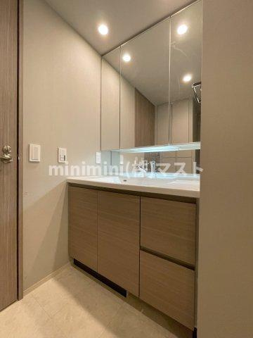 クレヴィアタワー大阪本町の洗面所