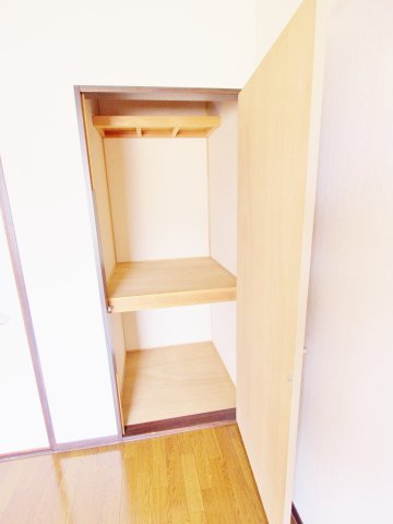 ミニオンハイツ　Bの収納