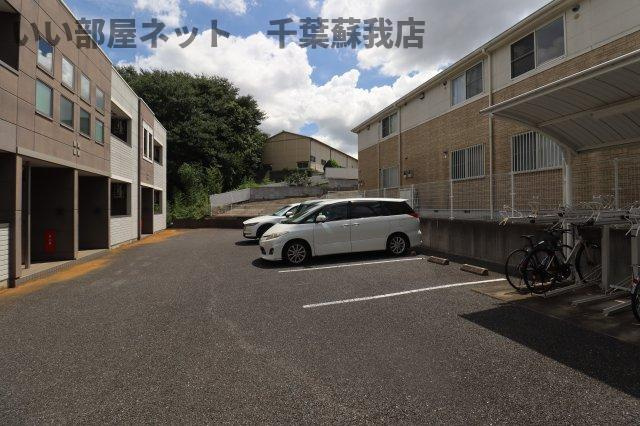 フォレストアーク大森の駐車場|駐車場に車を止められます