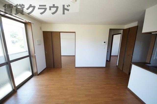 フォレストアーク大森の居間・リビング|使いやすいリビングです