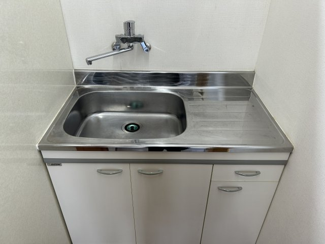 ルミエールアルシェのキッチン|コンパクトなキッチンで掃除もラクラク