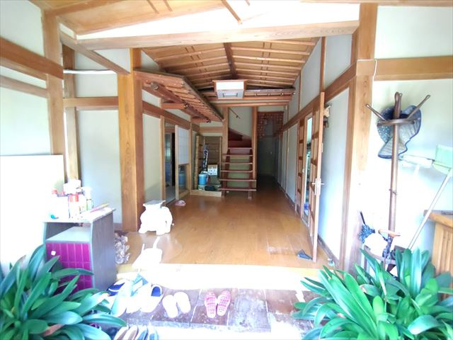 中古住宅　いわき市常磐上湯長谷町の玄関