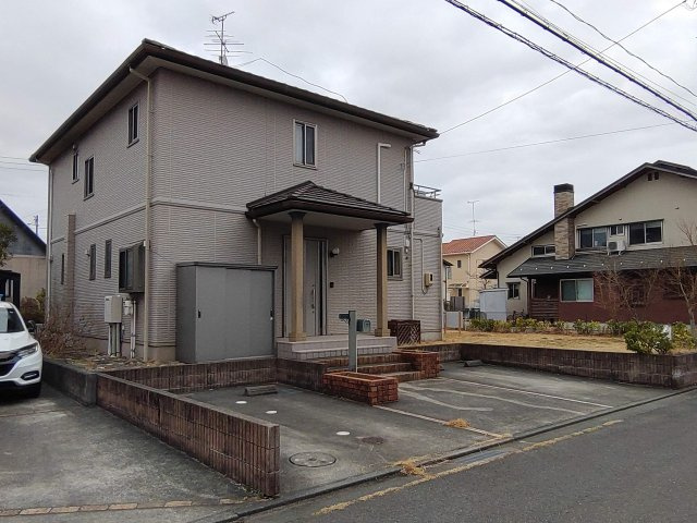 中古住宅　いわき市平成二丁目の駐車場|駐車スペース