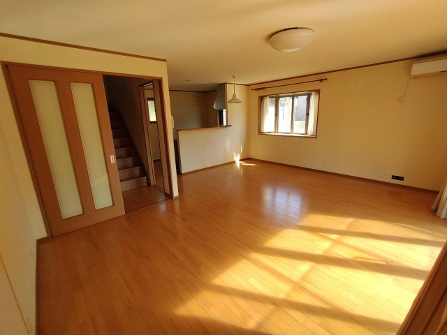 中古住宅　いわき市平成二丁目の居間・リビング