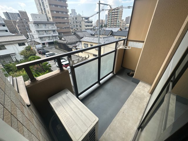 ル・マンド東延末のバルコニー