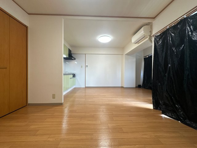 ル・マンド東延末の居間・リビング