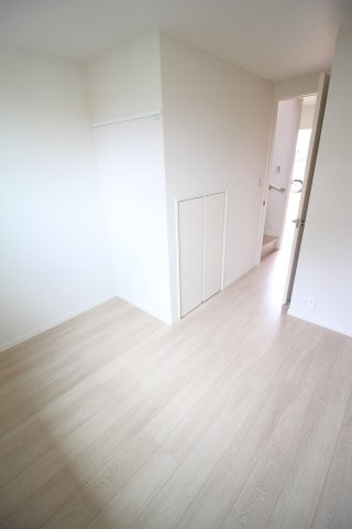 ソル　セレッソの洋室