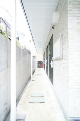 【ロビー】 | リブリ・三ツ沢 | 賃貸 横浜市神奈川区三ツ沢南町