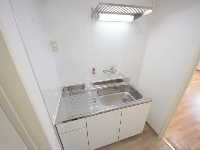 諏訪東生駒ビルのキッチン