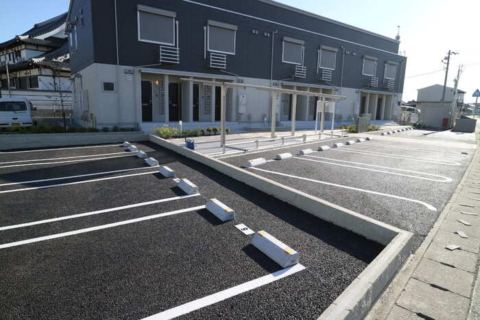 ＰＡＲＣ　ＭＩＤＩの駐車場