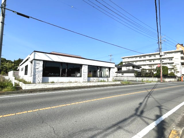 鹿沼市貝島町_事業用物件の外観|※前面道路の幅員約１２ｍです