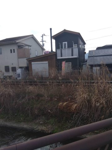 高知市水源町　店舗付き住宅の外観