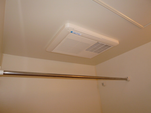 レジデンス辻が花２の浴室|浴室乾燥機