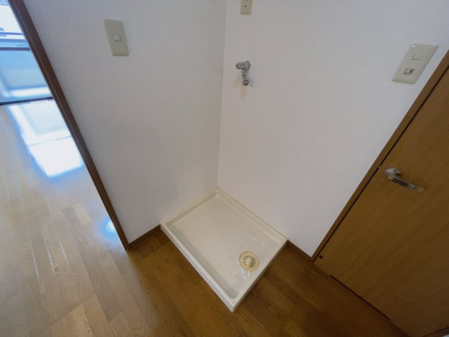 シャトル　ピーチの設備|別部屋反転間取りのお写真となります。