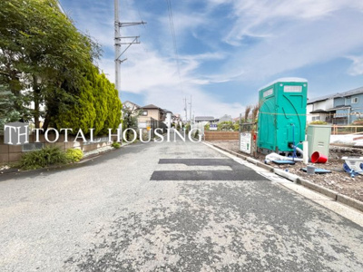 【前面道路含む現地写真】 | 三鷹市中原1丁目　新築戸建　全2棟