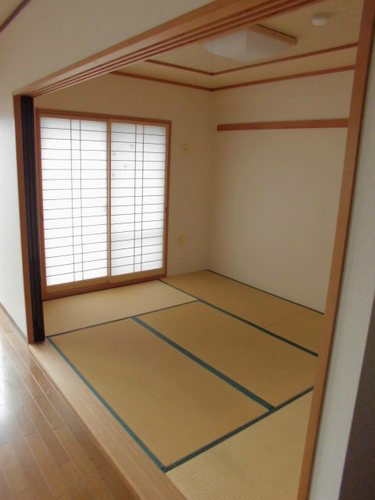 ライオンズガーデン植田中央のその他