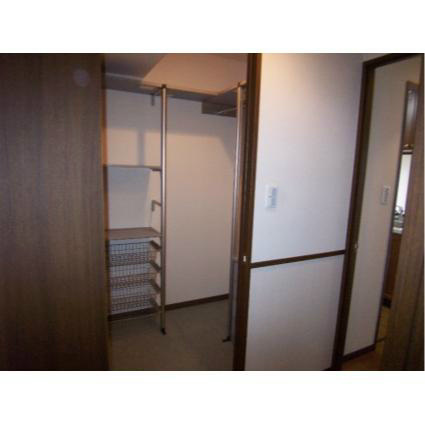 ライオンズガーデン植田中央の収納