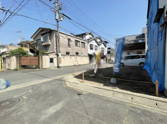 【前面道路含む現地写真】