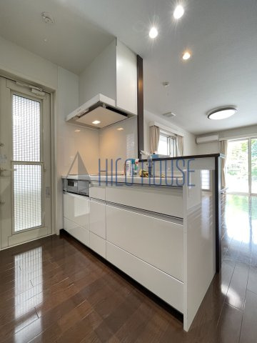 松下邸貸家のキッチン