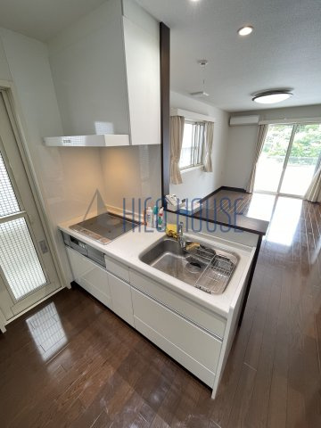 松下邸貸家のキッチン