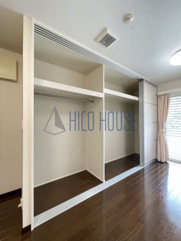 松下邸貸家の収納