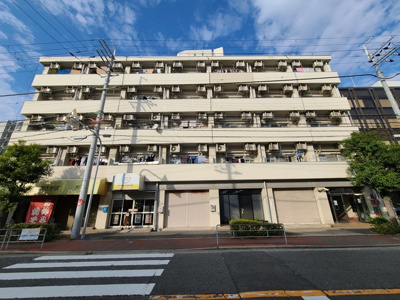 【外観】 | 中善マンション | シンプルなデザインの外観です
