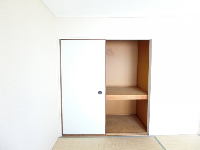鳴尾ハイツの収納|同物件イメージ