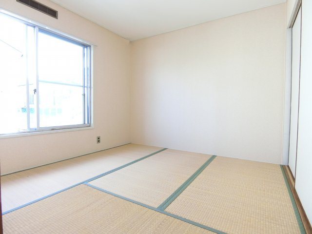 鳴尾ハイツの和室|同物件イメージ