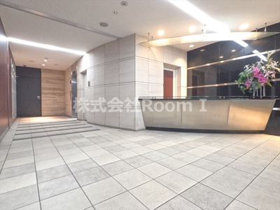 【ロビー】 | プライムアーバン堺筋本町 | 建物の内部です