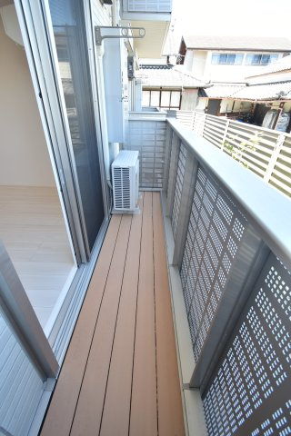 サンメゾン寿々のバルコニー