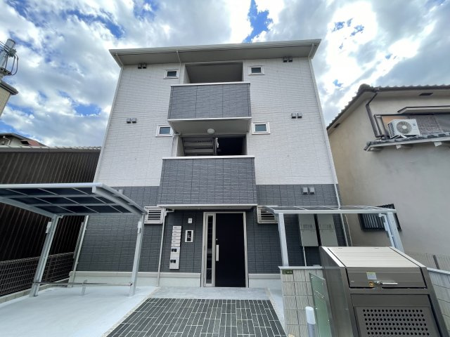 ウィン淡路駅前