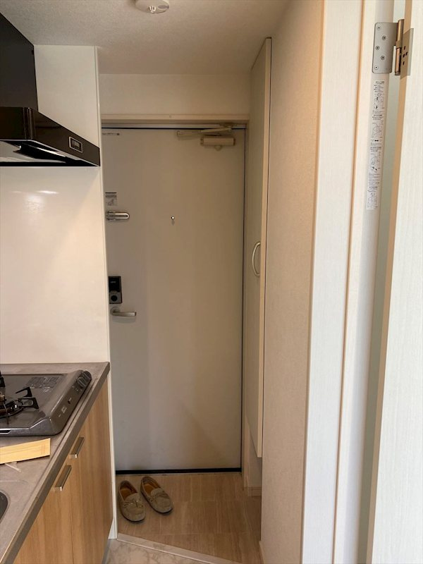 ベルメント陣屋前C棟 の玄関