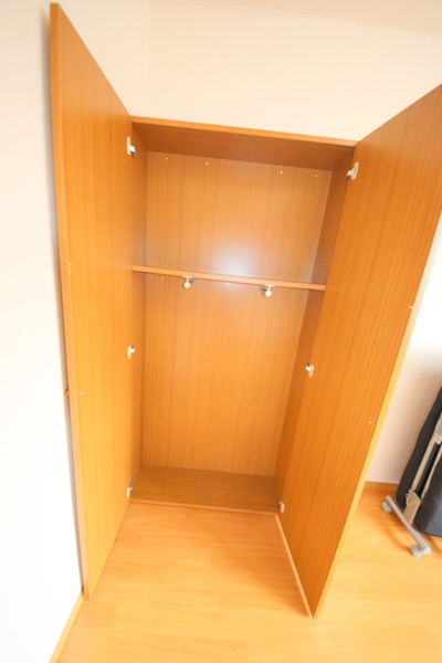 ハイタウンB棟の収納