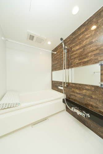 アクシアAの浴室