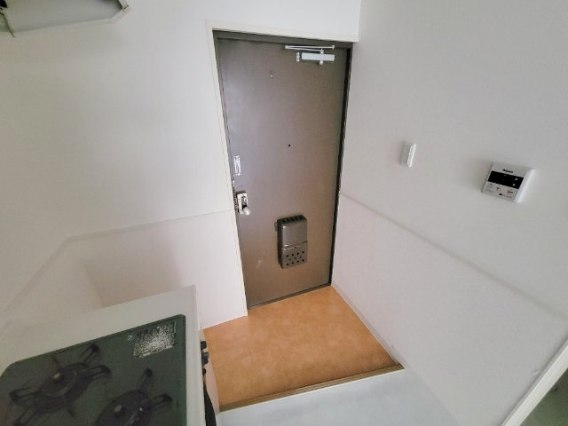 リッチヒル富雄の玄関