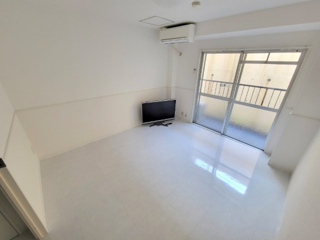 リッチヒル富雄の居間・リビング