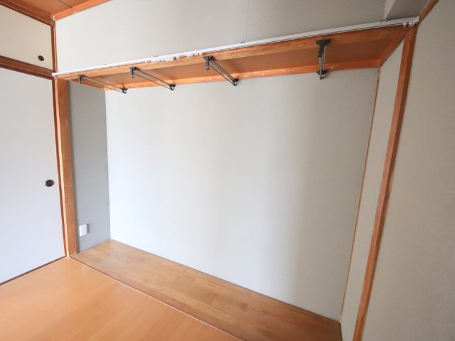 大和ビルマンションB棟の収納
