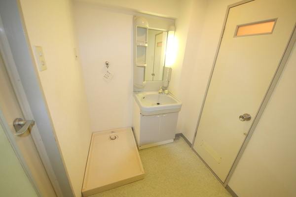 第6サンコウヒルズの洗面所