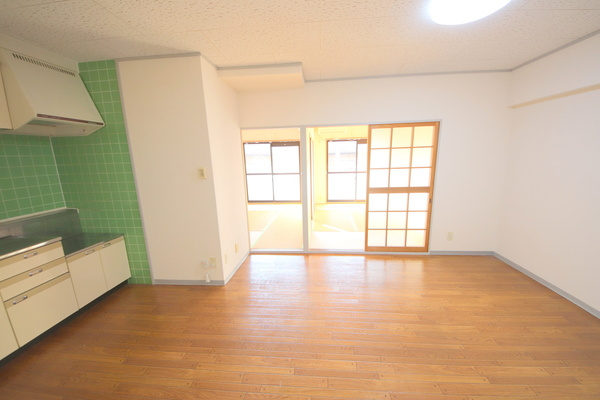 第6サンコウヒルズの居間・リビング